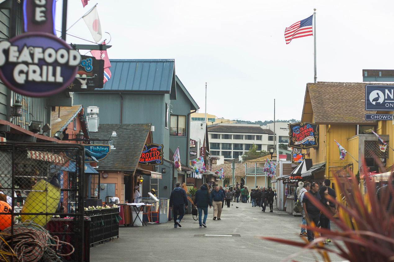 Monterey | シティガイド:美しい自然に囲まれたカリフォルニア州初代