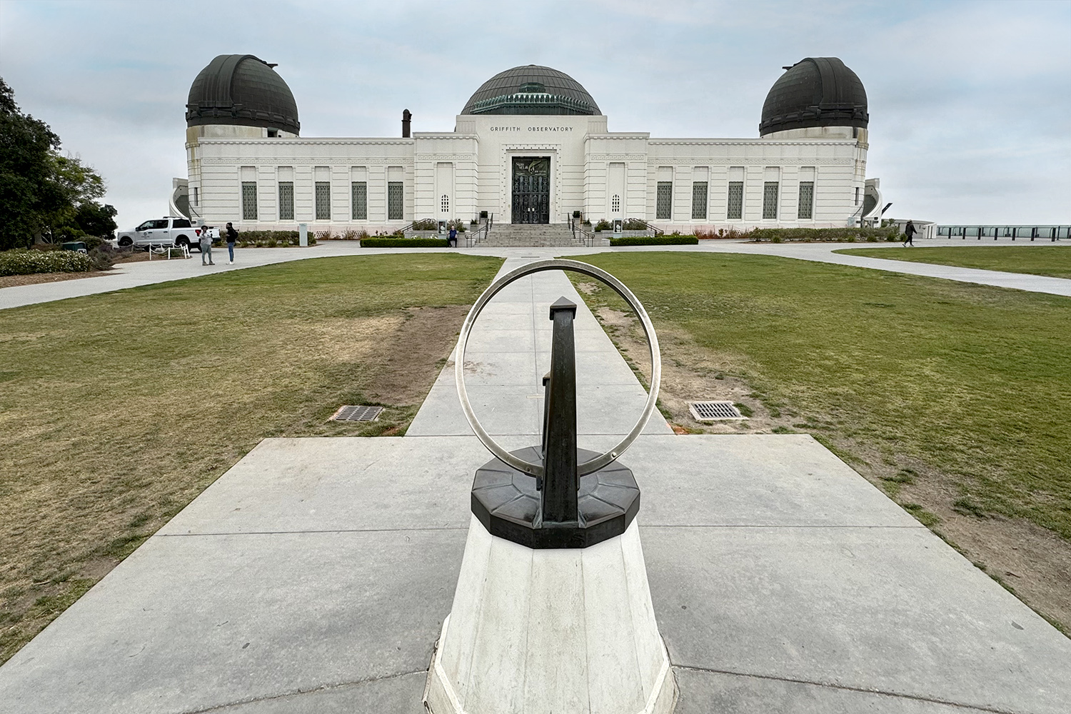 Griffith Observatory| DTLAを一望する丘に建つ世界屈指の展望台
