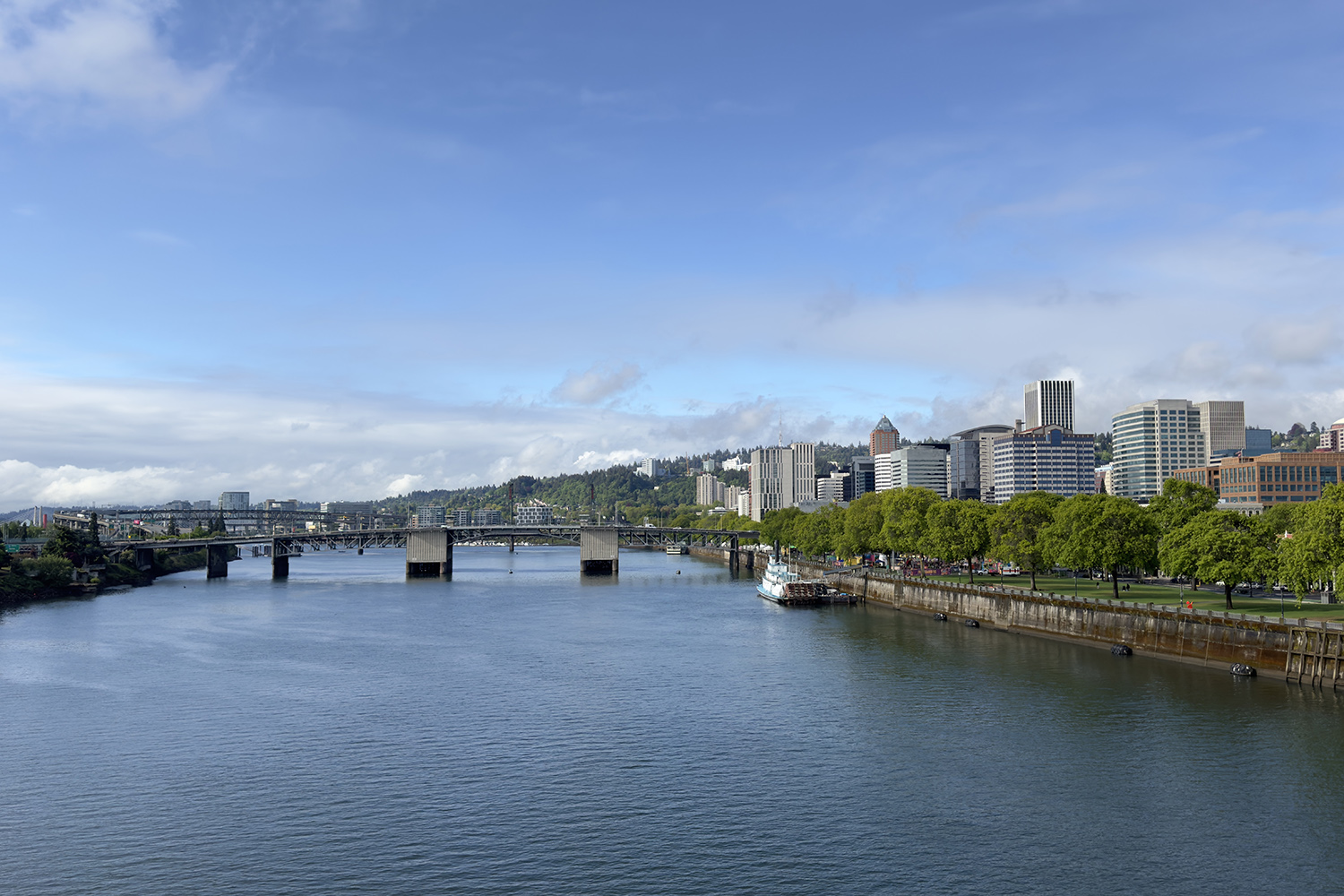 Portland シティガイド：美しい自然と豊かな歴史、多様な文化が融合するオレゴン州最大の都市 plusroadtrip