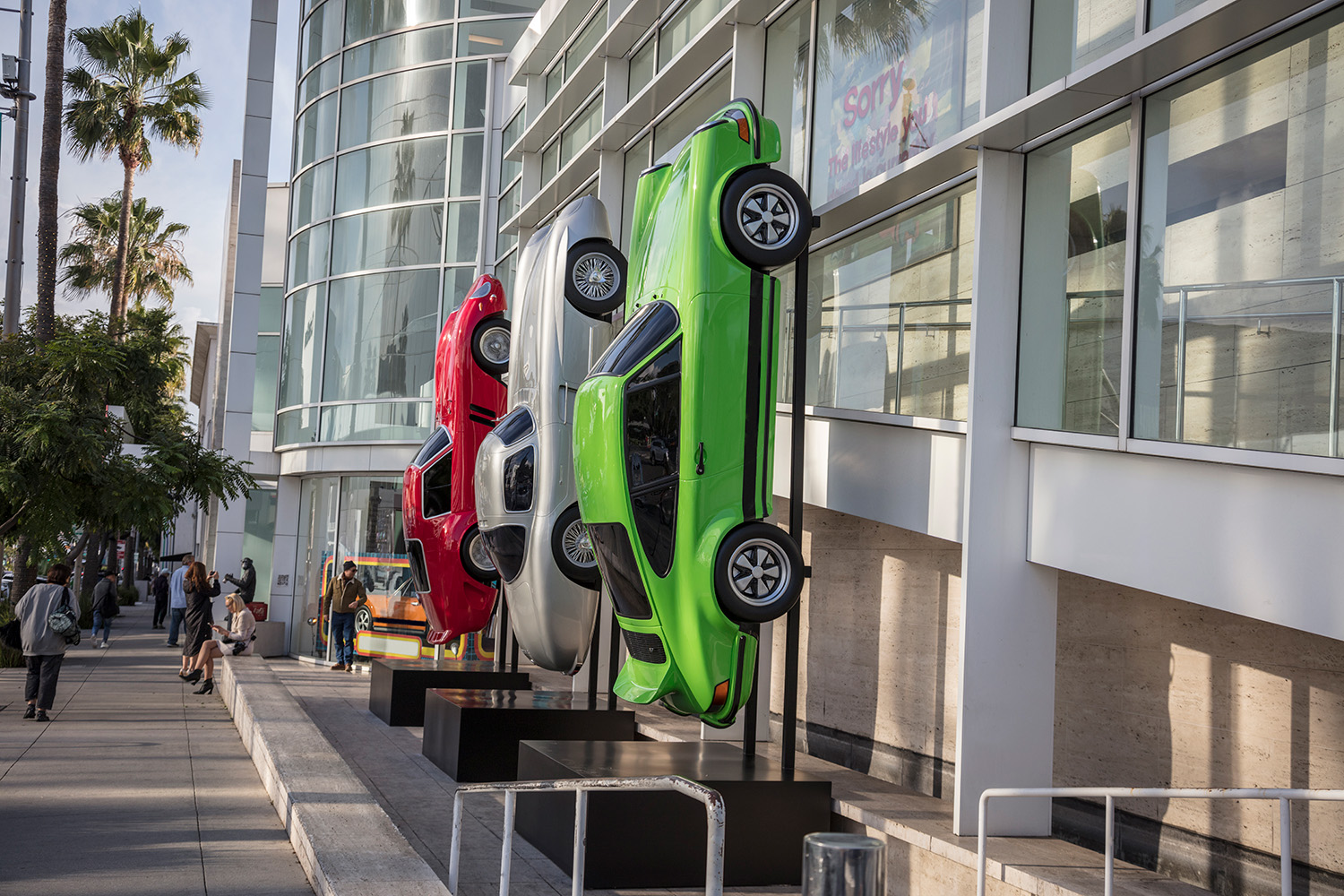 Mr. Brainwash Art Museum｜ストリートアート×ポップアートが融合する